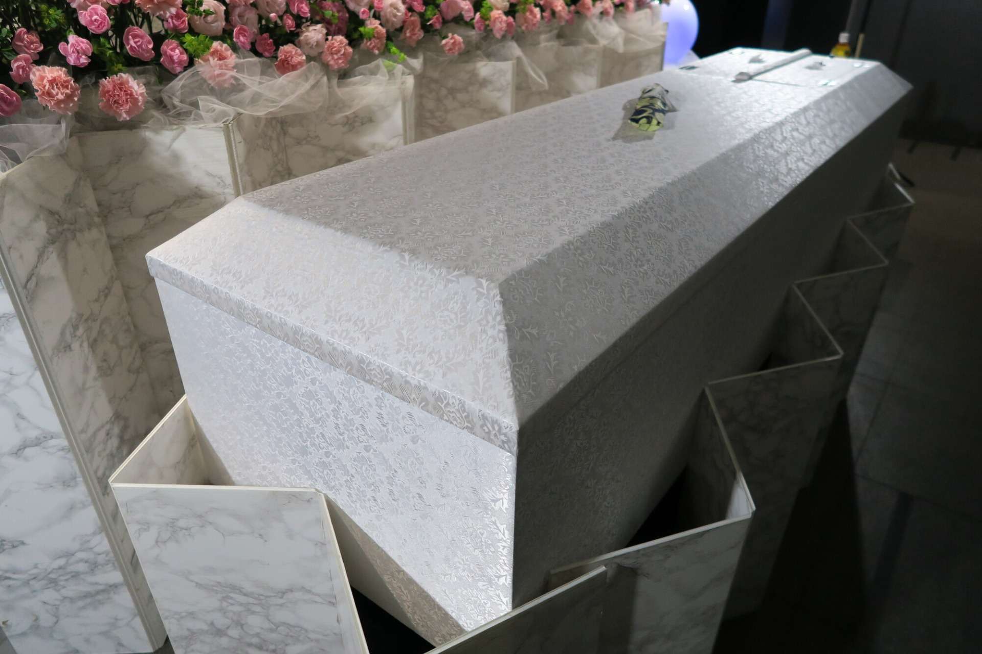 拠点を構えている松原市で安心の家族葬を行っております